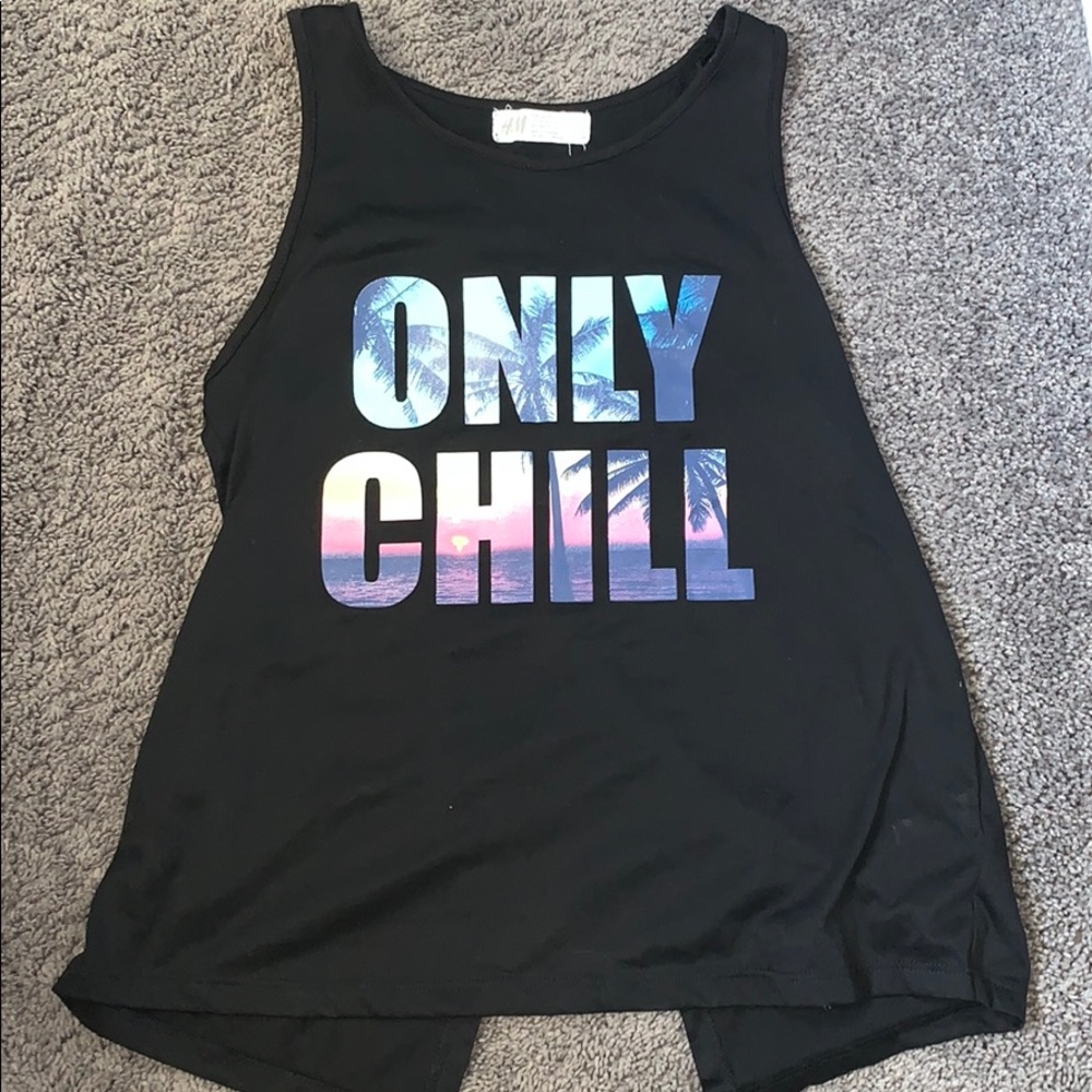 I am selling this summer tank from H&M